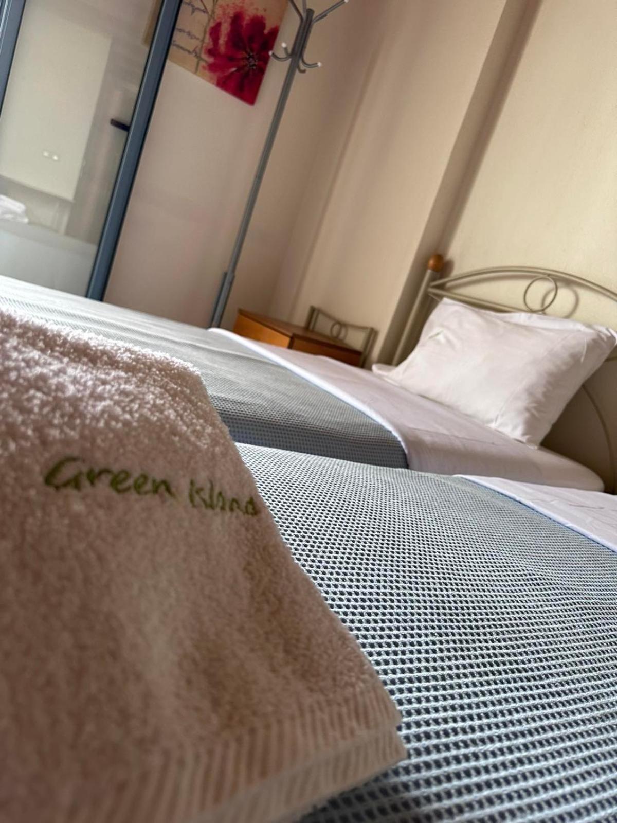 Green Island Studios Skala  Room photo