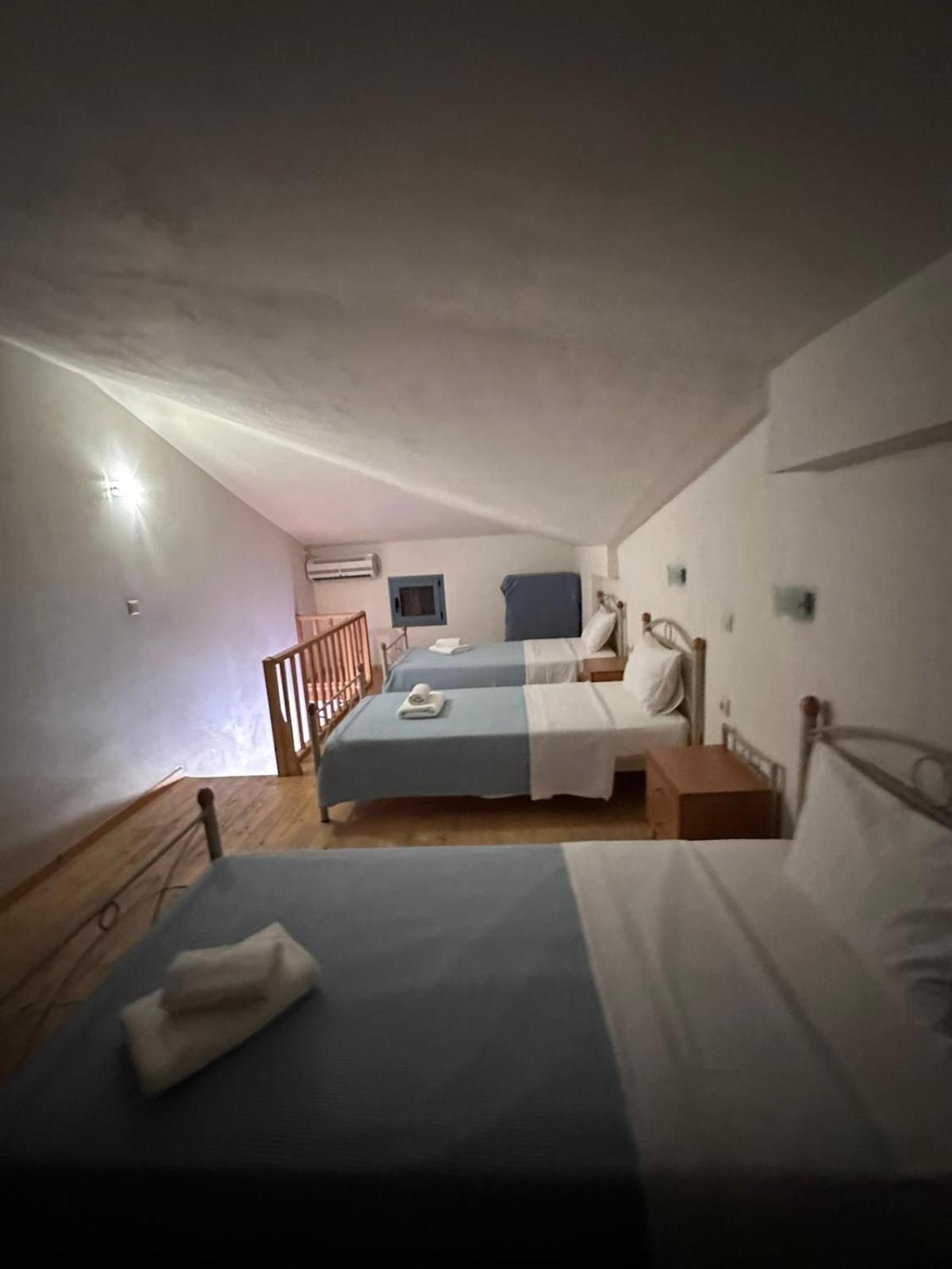 Green Island Studios Skala  Room photo